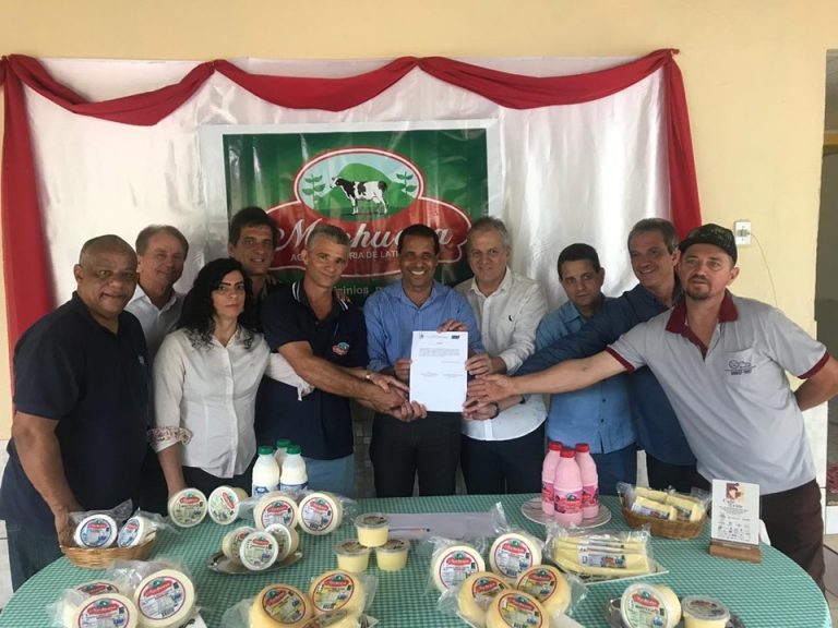 Idaf e Prefeitura de Cariacica firmam acordo de cooperação
