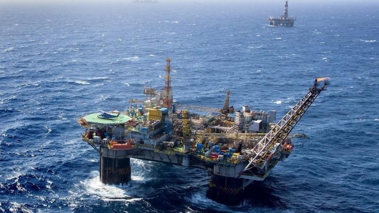STF: Estados devem repassar a municípios 25% dos royalties do petróleo