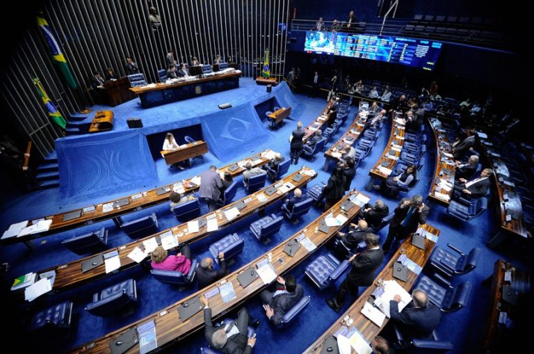 Senado aprova em 1º turno a Reforma da Previdência após 4h