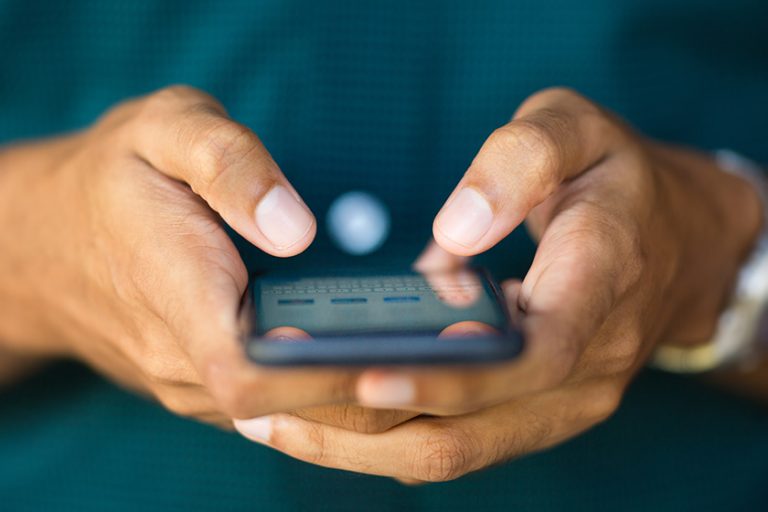 Celulares pré-pagos do ES e de 16 estados devem ser recadastrados até segunda