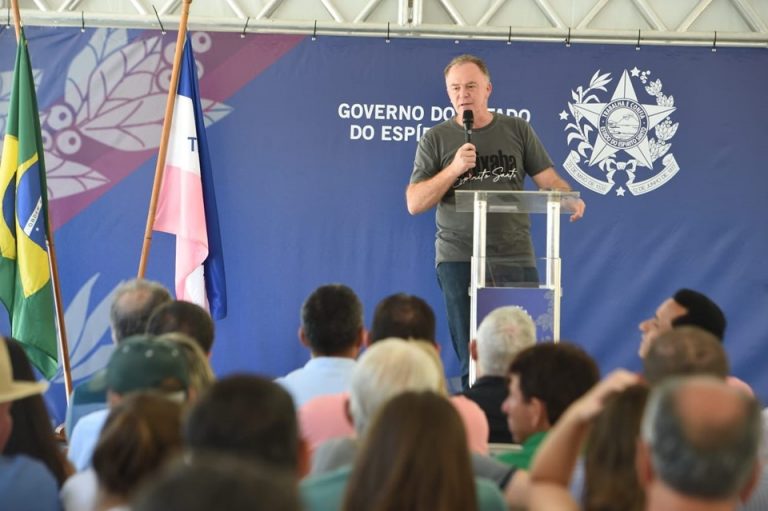 Governador autoriza reinício das obras na rodovia entre Castelo e Vargem Alta