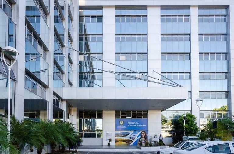 Serra decide suspender feriado de Carnaval por causa da covid-19