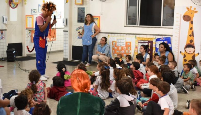 8ª Bienal Rubem Braga começa com atividades em escolas de Cachoeiro