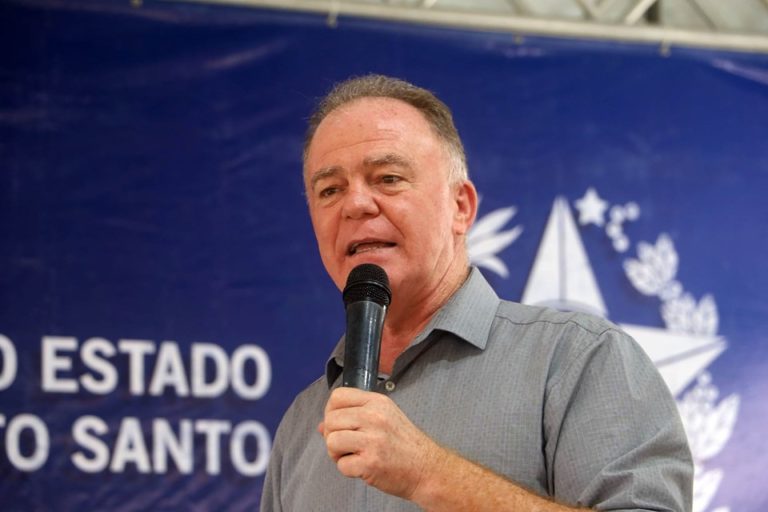 Casagrande faz entregas e anuncia novos investimentos em Domingos Martins