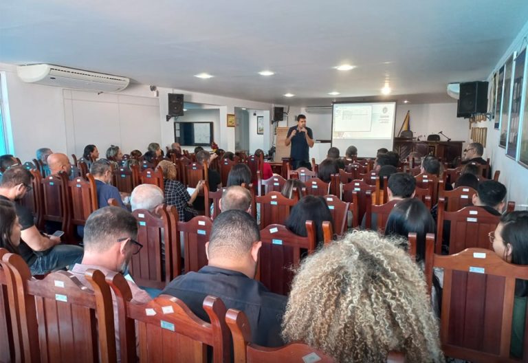 Prefeitura de Marataízes promove curso de capacitação para servidores