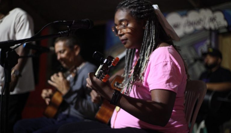Sextou na Praça promove noite de samba em Cachoeiro
