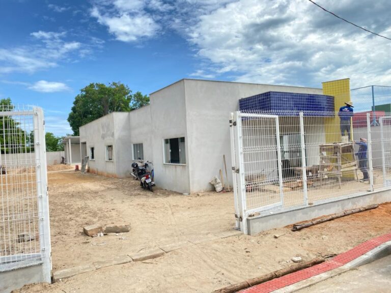 Obras adiantadas para construção da sede do Creas de Anchieta
