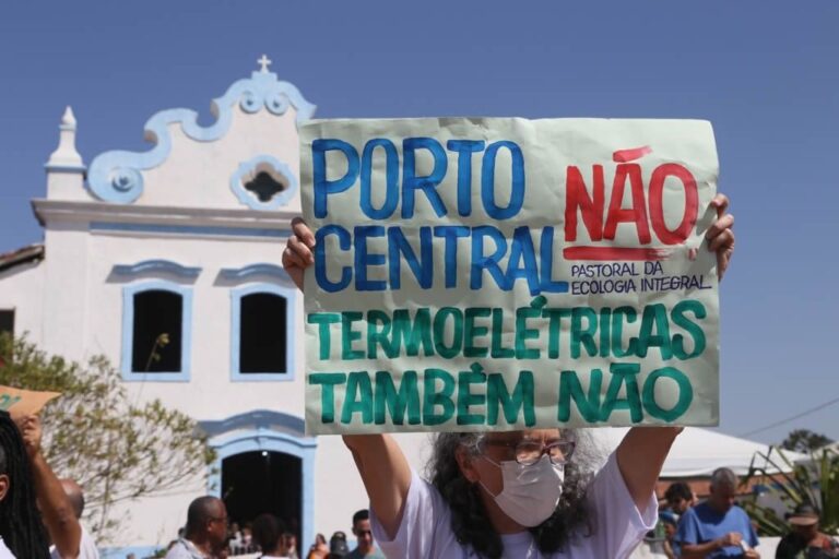 Porto Central vai dragar volume de sedimentos maior que o de rejeitos da Samarco