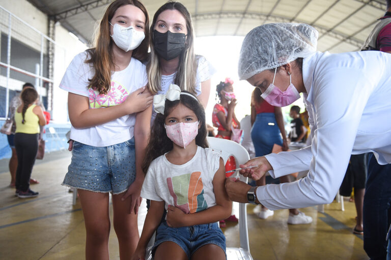 Campanha de Multivacinação começa neste sábado (26) em todo o Espírito Santo