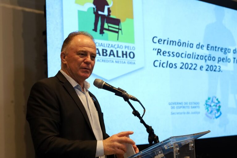 Governo entrega Selo Social a empresas que empregam detentos e egressos do sistema prisional