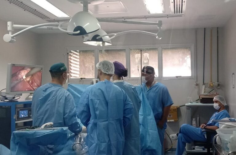 Opera ES realizou mais de 500 cirurgias em 15 hospitais neste sábado (29) no Estado