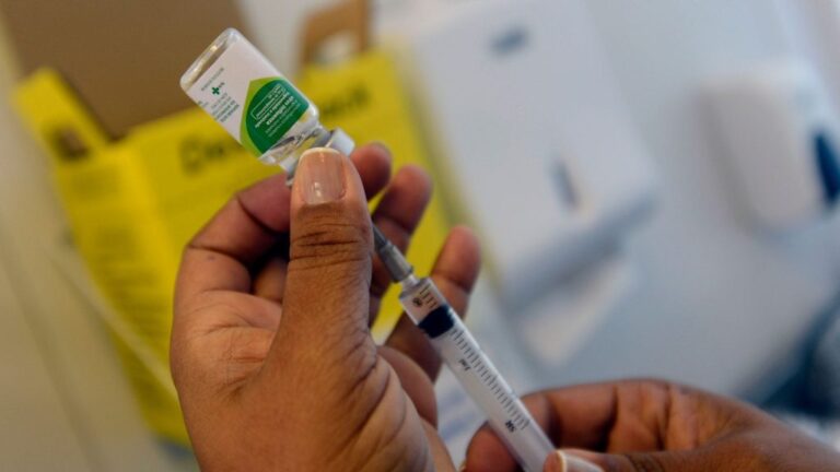 Vacina da gripe está liberada para todos no ES. Confira onde tomar