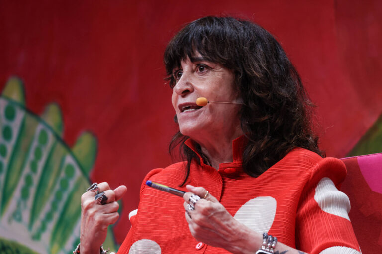 Flip: Rosa Montero diz que publicar livro salvou sua vida – 03/08/2025 – Ilustrada