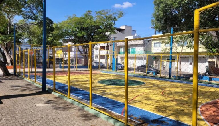Prefeitura de Cachoeiro entrega revitalização da Praça da Bandeira e quadra no Aquidaban