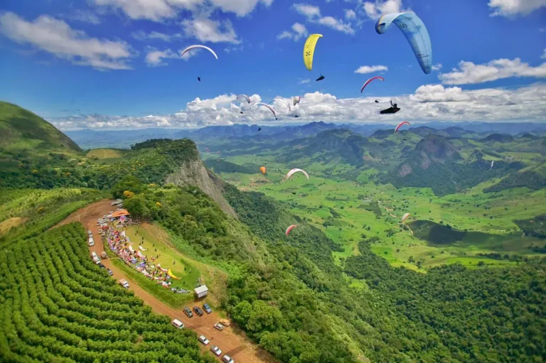 Castelo se prepara para receber Campeonato Mundial de Parapente